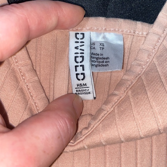 H&M (Divided) Pale Pink Ribbed Cropped Halter Top Size XSmall - Picture 4 of 5